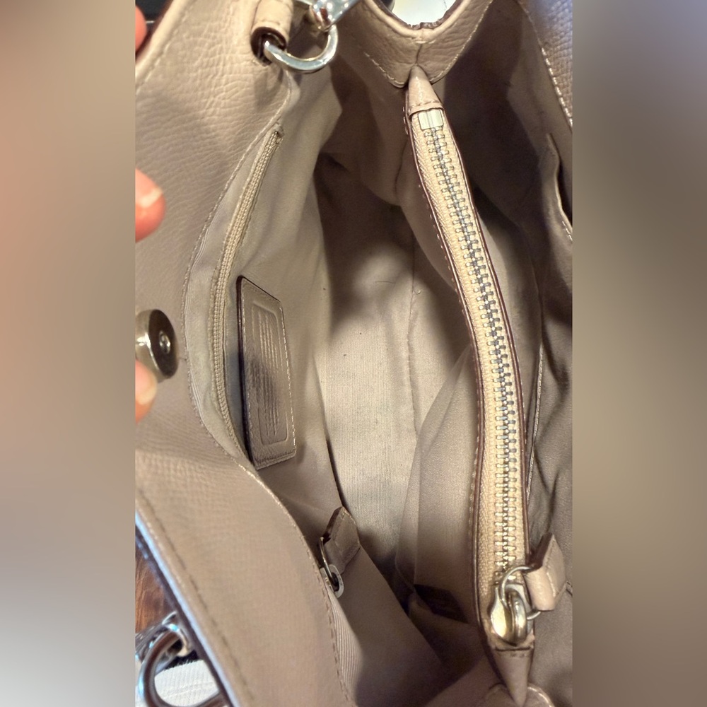 Coach Minetta Crossbody Bag F34663 - Picture 7 of 11